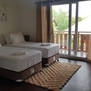 Suite à 2 Chambres à Coucher